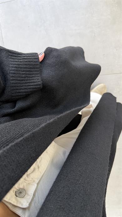 Siyah Önü Açık Şal Yaka Hırka