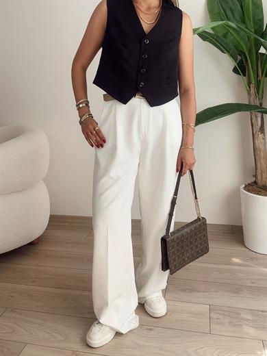 Siyah Önü Düğmeli Kısa Yelek