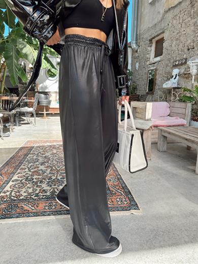 Siyah Örme Deri Pantolon