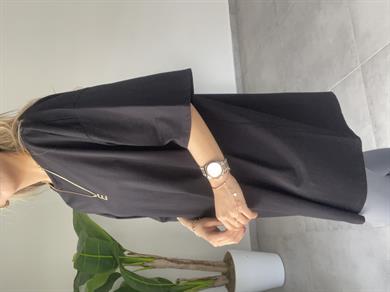 Siyah Oversize Düşük Omuzlu Tişört