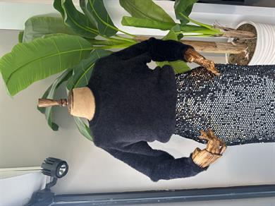 Siyah Özel Triko Yumoş Kazak