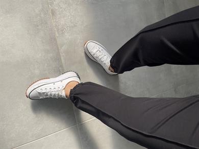 Siyah Paça Lastikli Eşofman