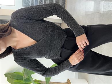 Siyah Parlak Kruvaze Bluz