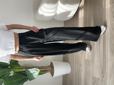 Siyah Poliviskon Pantolon