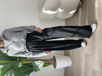 Siyah Poliviskon Pantolon