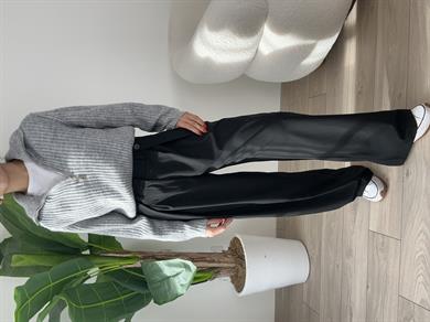 Siyah Poliviskon Pantolon
