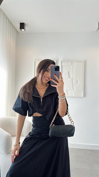 Siyah Poplin Önden Yarım Fermuarlı Bluz