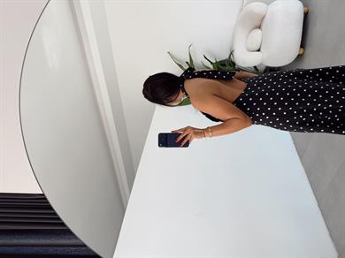 Siyah Puantiyeli Boyundan Bağlamalı Sırt Detay Elbise