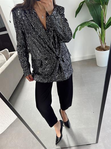 Siyah Pullu Blazer Ceket