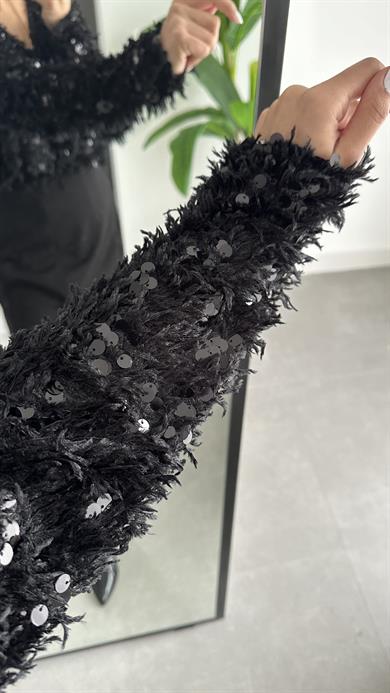 Siyah Pullu Kırçıllı Hırka