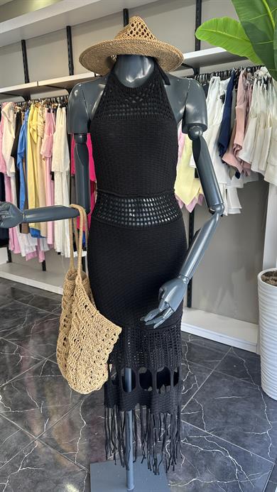 Siyah Püsküllü Uzun Elbise