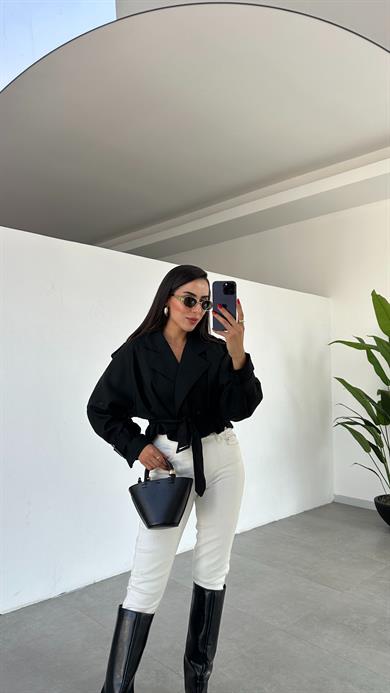 Siyah Reglan Kısa Ceket