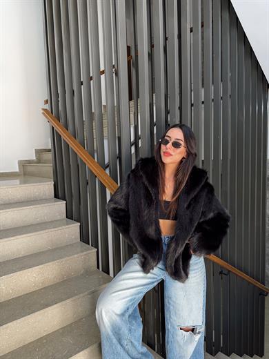 Siyah Şal Yaka Kürk