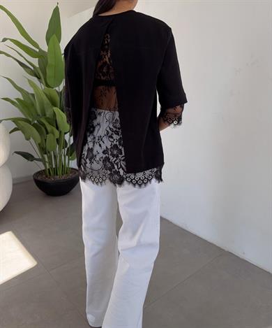 Siyah Sırt Dantelli T-Shirt
