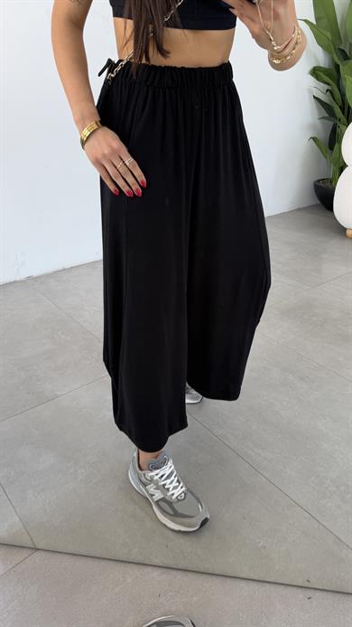 Siyah Sonsuz Kumaş Yan Parçalı Cepli Şalvar