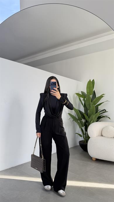 Siyah Tasarım Likralı Bluz