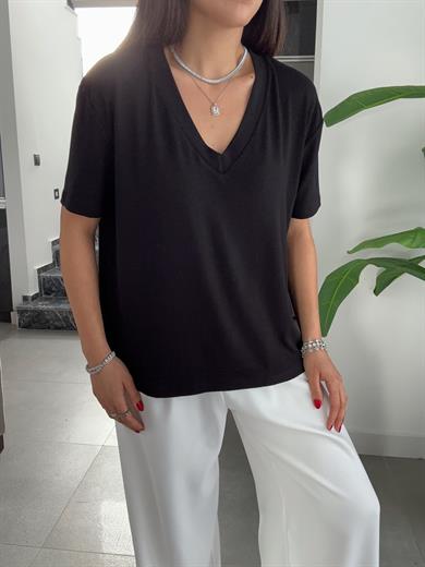 Siyah V Yaka Basic Tişört