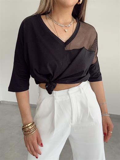 Siyah V Yaka File Detaylı Tişört