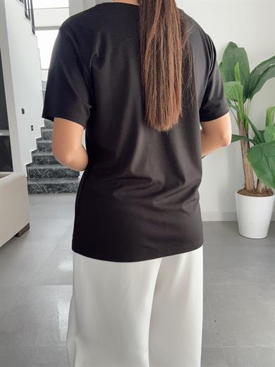 Siyah V Yaka Modal Tişört