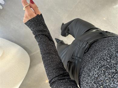 Siyah Yaım Balıkçı Simli Bluz