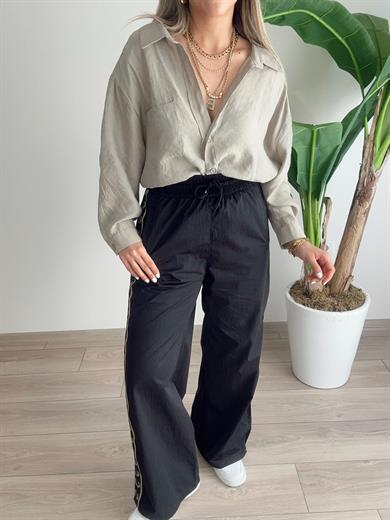 Siyah Yanı Şerit Pantolon