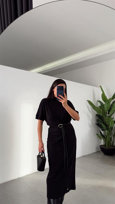 Siyah Yarım Balıkçı Kemer Detaylı Elbise