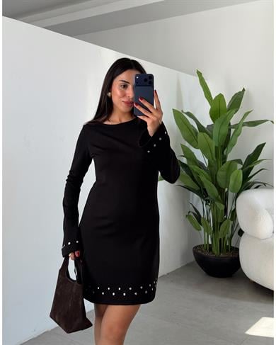 Siyah Zımbalı Elbise