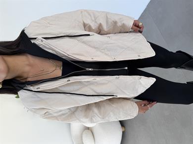 Taş Kapüşon Gami Detaylı Kapitone Mont