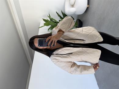 Taş Kapüşon Gami Detaylı Kapitone Mont