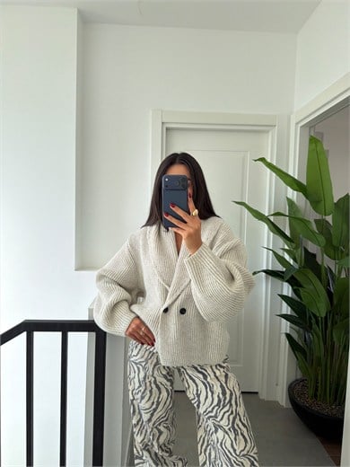 Taş Oversize Şal Yaka Yünlü Hırka