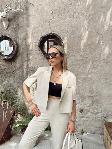 Taş  Rengi Kısa Blazer