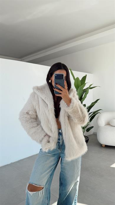 Taş Şal Yaka Kürk