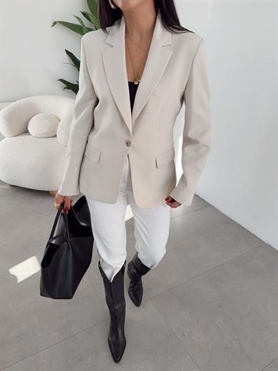 Taş Vücuda Oturan Blazer