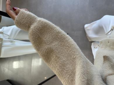 Taş Yumoş Belden Büzgülü Kapşonlu Ceket