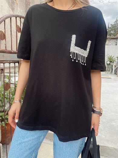Taşlı Cep Detaylı Siyah Tişört