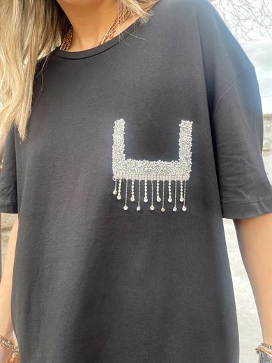 Taşlı Cep Detaylı Siyah Tişört