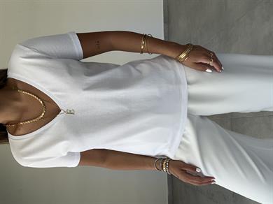 V Yaka Basic Ekru Tişört