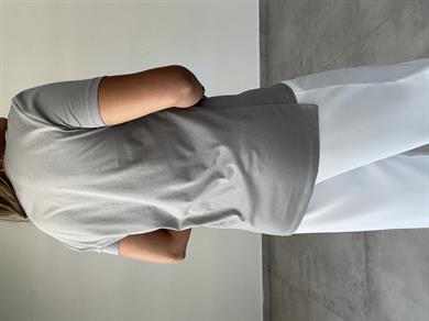 V Yaka Basic Gri Tişört
