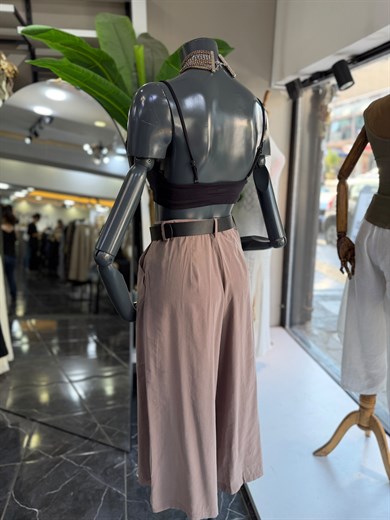 Vizon Kemerli Ve Pileli Culotte Pantolon