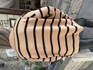 Vizon-Siyah Dik Yaka Fermuarlı Çizgili Triko Kazak