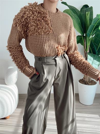 Vizon Tasarım Püsküllü Kazak