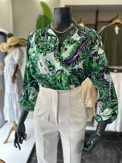 Yeşil Desenli Hakim Yaka Pamuklu Vual Gömlek