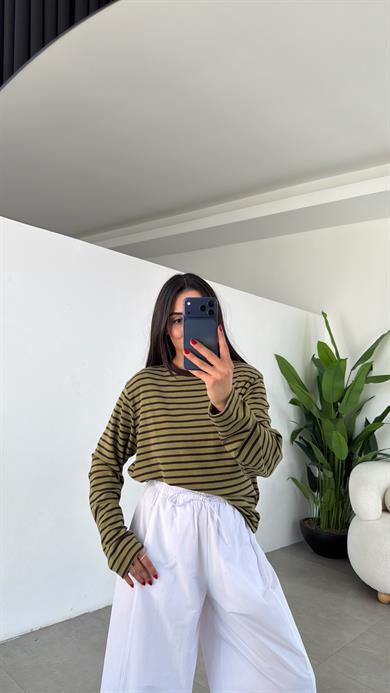 Yeşil-Kahve Çizgili Kollu Tişört