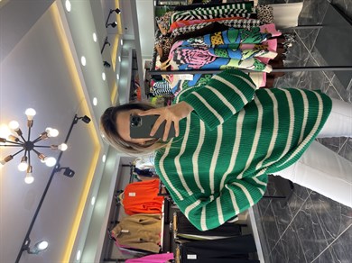 Yeşil-Krem Çizgili Triko