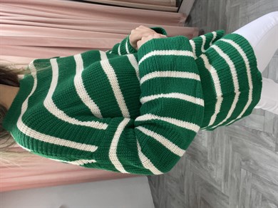 Yeşil-Krem Çizgili Triko