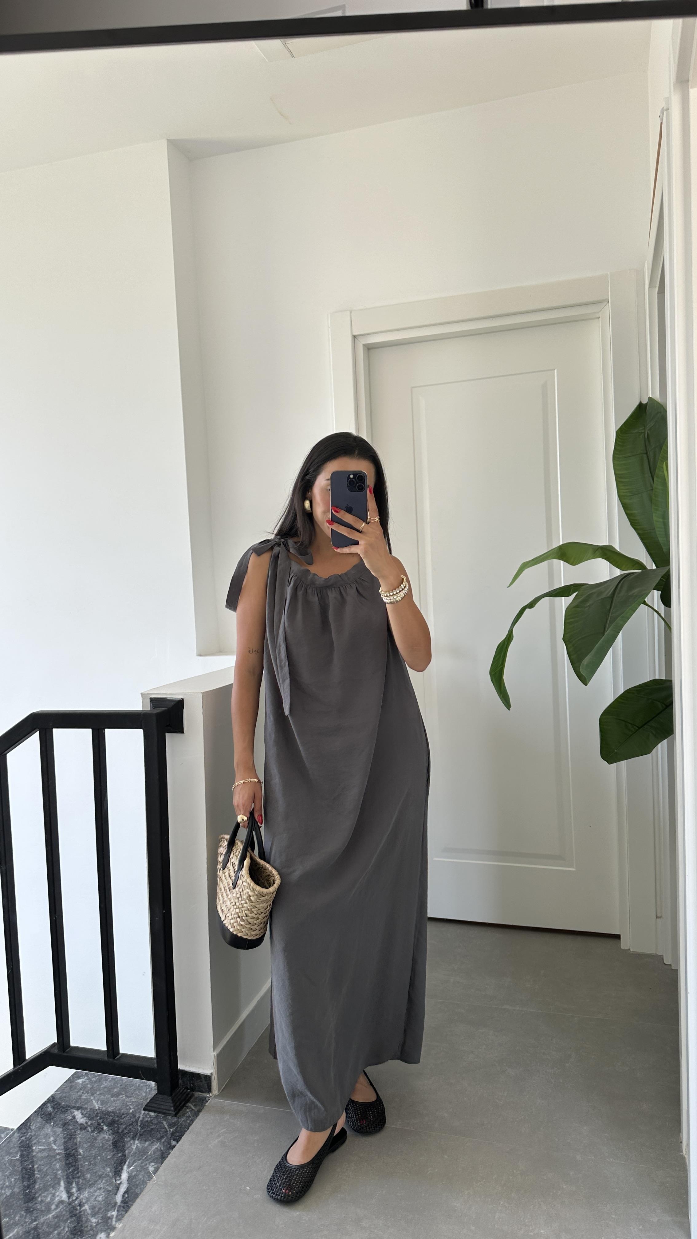 Antrasit Omuzdan Bağlamalı Elbise