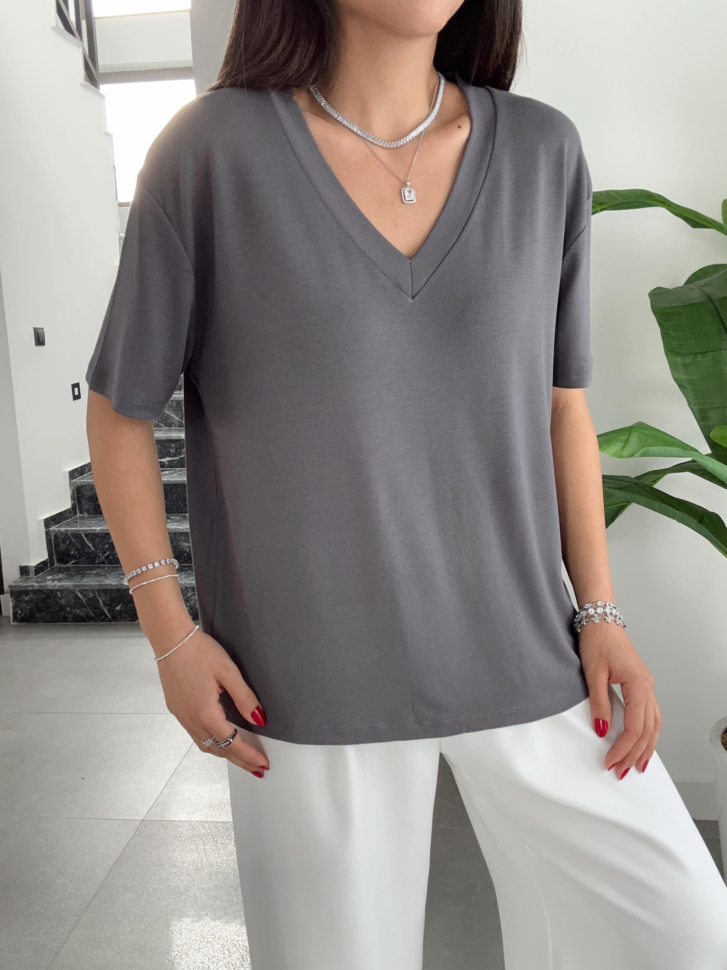 Antrasit V Yaka Basic Tişört