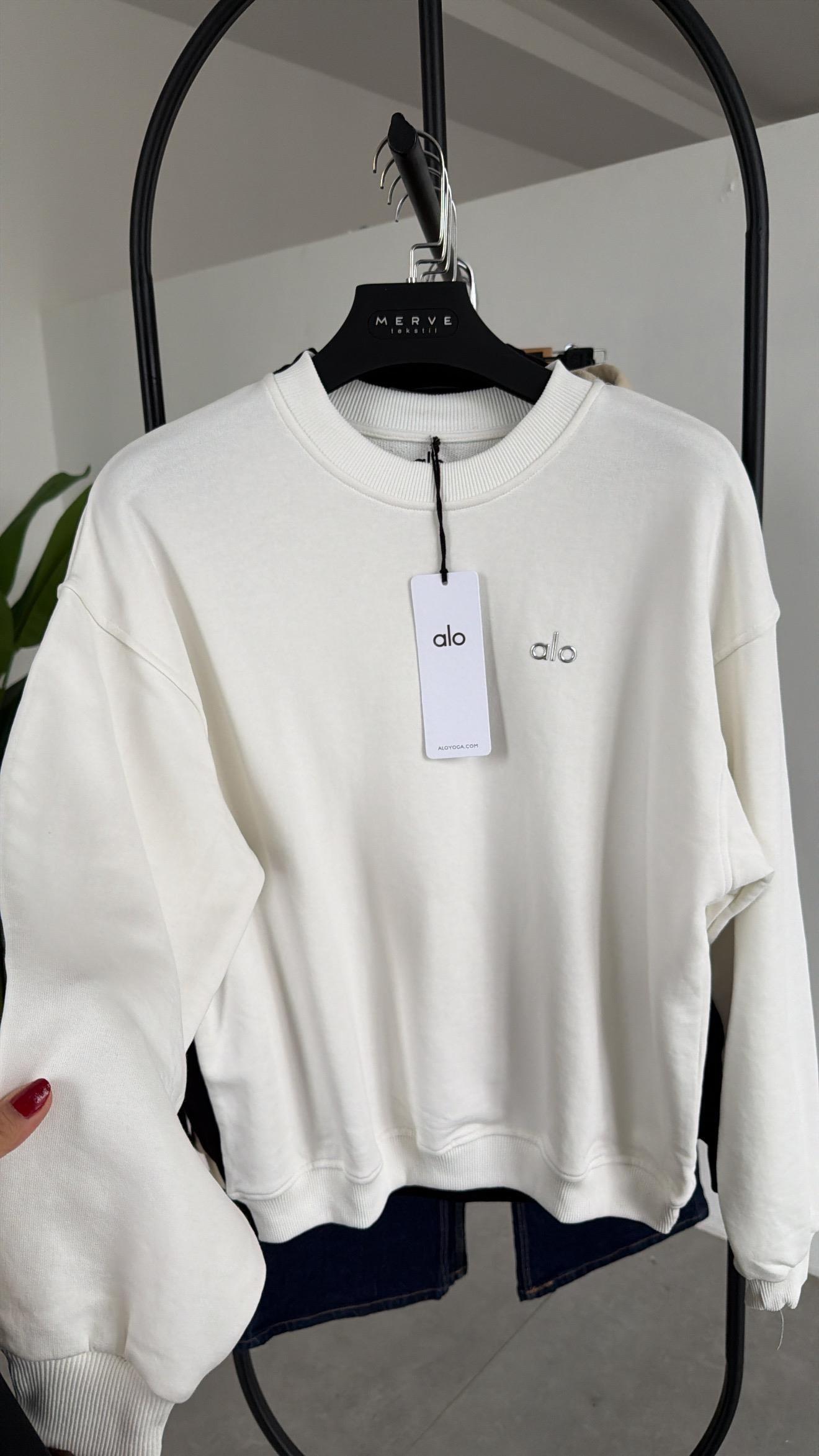 Ao Ekru Bisiklet Yaka Sweatshirt