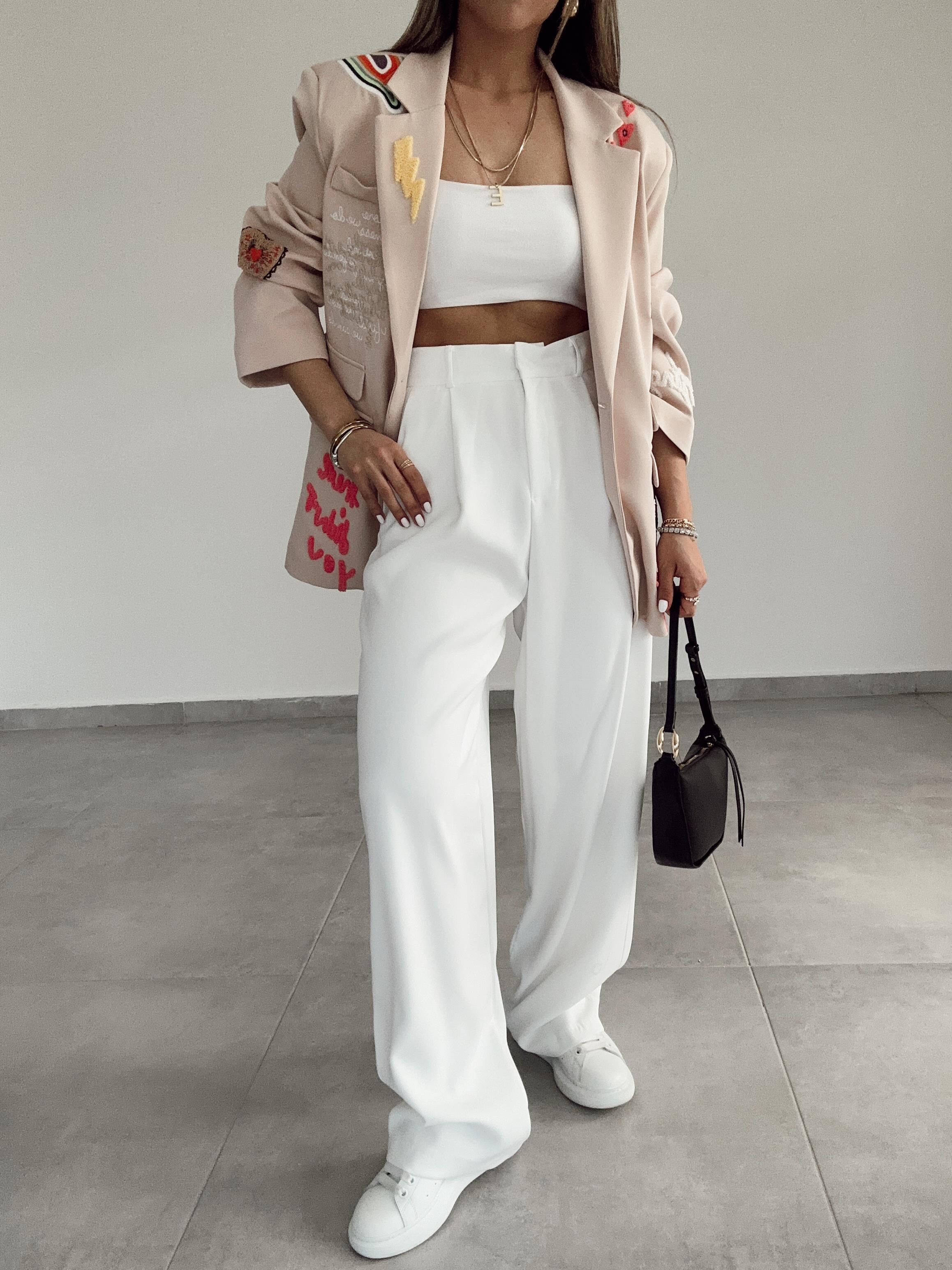 Bej İşlemeli Tasarım Blazer Ceket