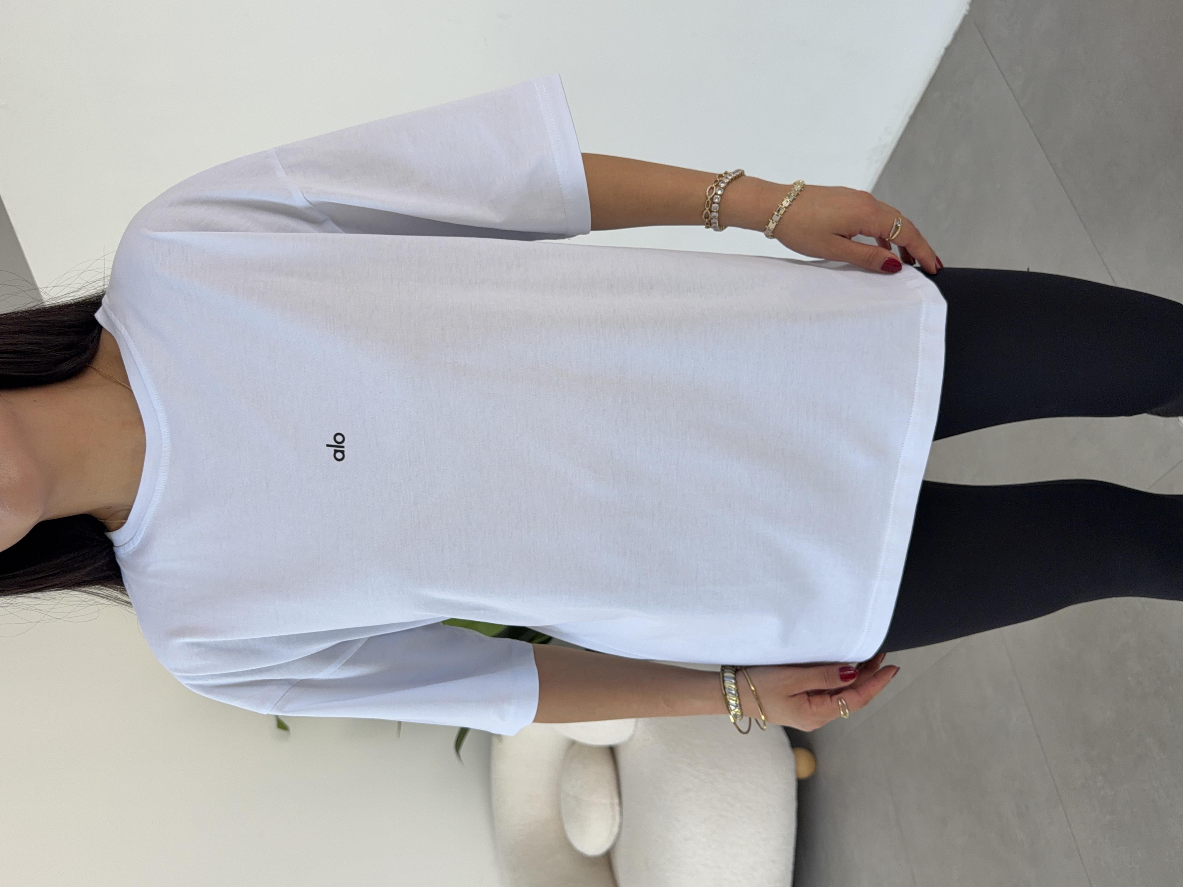 Beyaz Ao Basic Tshirt